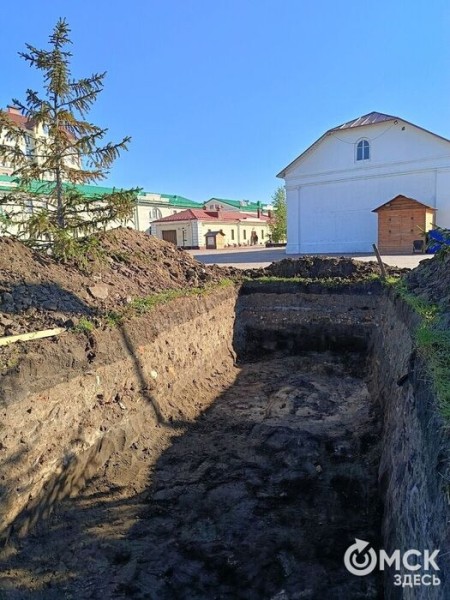 В центре Омска ищут корабль XVII века и готовятся изучать дно Оми