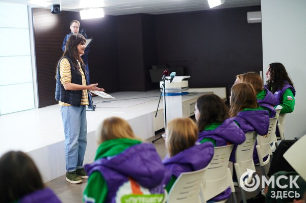 Через космодром и Байкал - в Омск и столицу. Победители "Большой перемены" путешествуют по стране