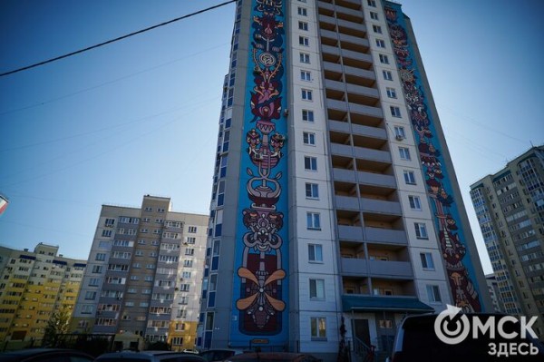 Играем с воспоминаниями и перелистываем страницы истории. Галерея под открытым небом продолжает удивлять