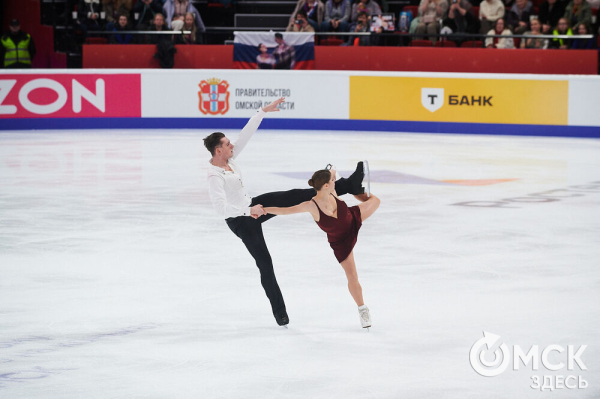Четыре дня борьбы и красоты: призёры чемпионата России по фигурному катанию в Омске