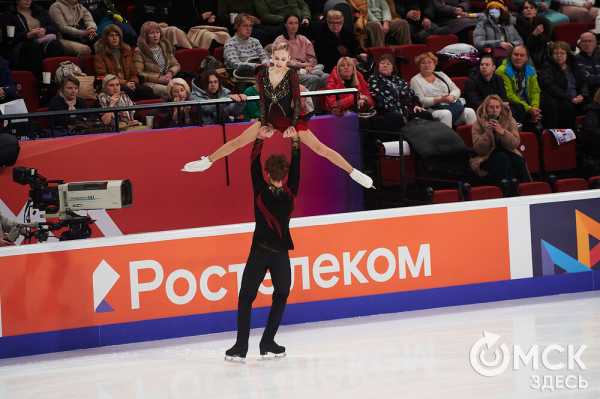 Четыре дня борьбы и красоты: призёры чемпионата России по фигурному катанию в Омске