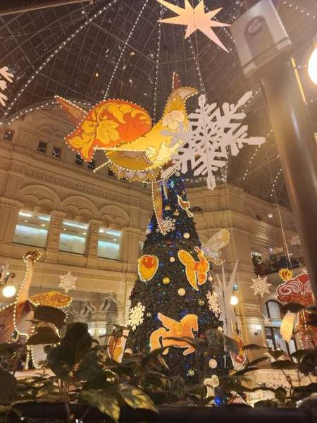 Нет снега и ледяных дворцов, зато Новый год можно два раза отпраздновать