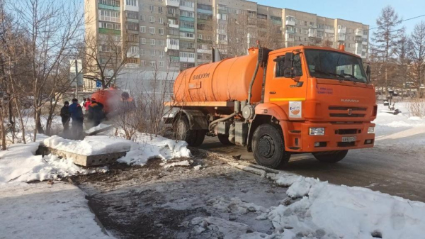 Опубликованы сроки устранения крупной аварии на теплотрассе в Нефтяниках Опубликованы сроки устранения крупной аварии на теплотрассе в Нефтяниках