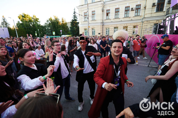 Омск музыкальный. Звёзды эстрады, посетившие Омск в 2024 году Омск музыкальный. Звёзды эстрады, посетившие Омск в 2024 году