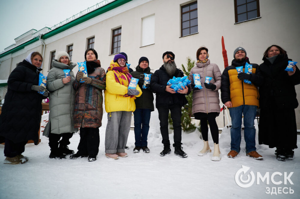 Не для слабонервных. В Омске наградили авторов самых креативных снеговиков