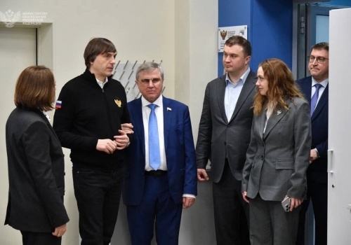 Глава Минпросвещения РФ Кравцов выбирает в Омской области место для лидерской школы