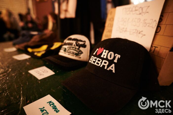 Гаражка в баре или Как коты-пророки искали новый дом