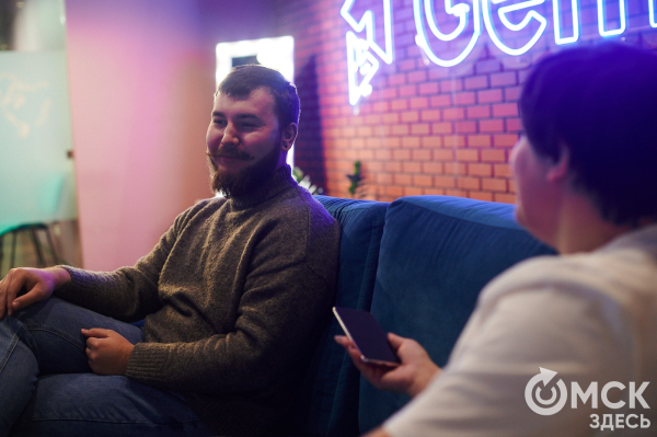 Джунам не хватает силы воли, чтобы снять розовые очки. О полётах и приземлениях в мире IT 