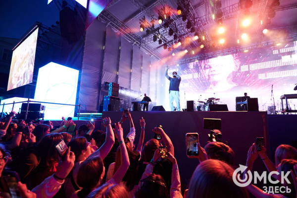 Омск музыкальный. Звёзды эстрады, посетившие Омск в 2024 году Омск музыкальный. Звёзды эстрады, посетившие Омск в 2024 году