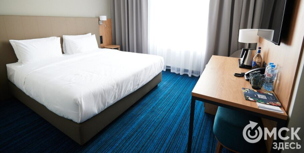 Кого считать туристом, а кого нет: омичей не затронет налог на гостиницы