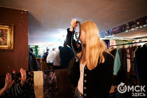 Гаражка в баре или Как коты-пророки искали новый дом