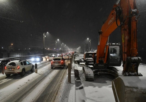 Губернатор Хоценко проверил организацию реверсивного движения на&nbsp;мосту у&nbsp;Телецентра
