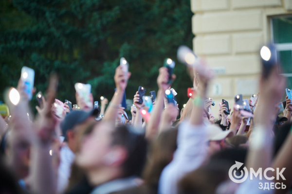 Омск музыкальный. Звёзды эстрады, посетившие Омск в 2024 году Омск музыкальный. Звёзды эстрады, посетившие Омск в 2024 году