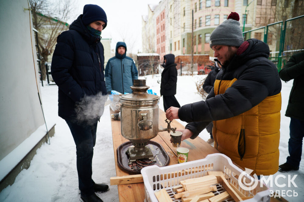 Не для слабонервных. В Омске наградили авторов самых креативных снеговиков