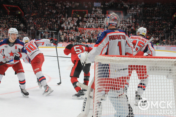Рид Буше стал рекордсменом "Авангарда" по заброшенным шайбам Рид Буше стал рекордсменом "Авангарда" по заброшенным шайбам