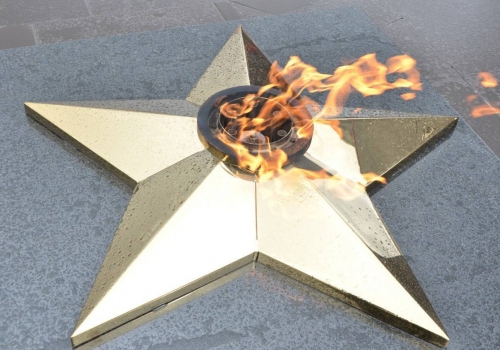 Луч времени: от священного 9 Мая — к будущей Победе