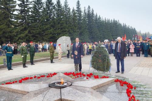 Луч времени: от священного 9 Мая — к будущей Победе