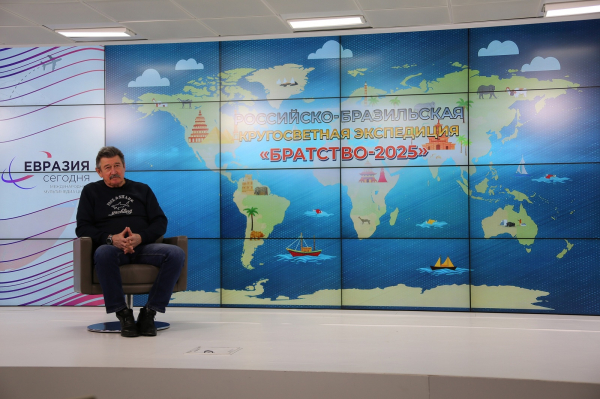 Два капитана готовятся к экспедиции "Братство-2025" на разных континентах