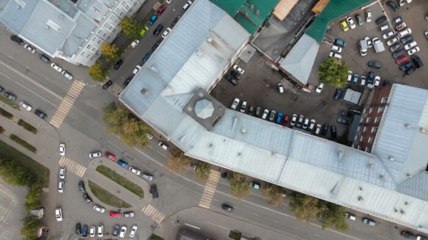 Не потерять ретрофонари и планетарий. Исторический корпус ОмГПУ обновится