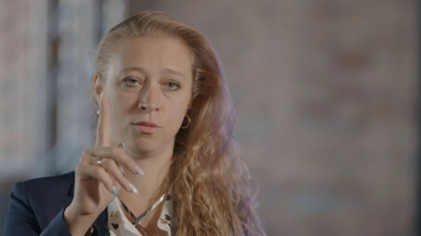 Режиссёр Ирина Глебова: "Транслировать истины, в которые ты не веришь, не получится"