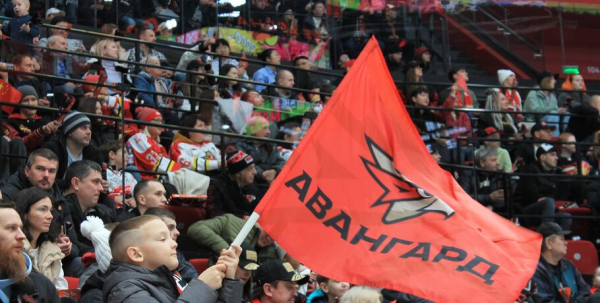 Остались без выходных: три игрока "Авангарда" выйдут на лёд в Новосибирске Остались без выходных: три игрока "Авангарда" выйдут на лёд в Новосибирске