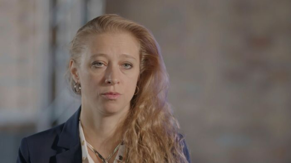 Режиссёр Ирина Глебова: "Транслировать истины, в которые ты не веришь, не получится"