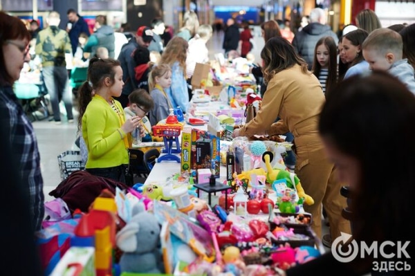 Растения против зомби, дети за экологию. Что мы нашли на детской гаражке