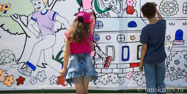 Смех, дружба и знания. Молодых родителей приглашают в клуб Смех, дружба и знания. Молодых родителей приглашают в клуб