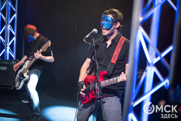 Перепеть профессионала. В Омске принимают заявки на новый вокальный конкурс