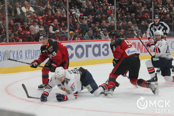 "Авангард" в шаге от выхода в четвертьфинал Кубка Гагарина "Авангард" в шаге от выхода в четвертьфинал Кубка Гагарина