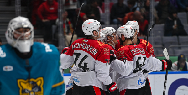 Три гола в большинстве принесли "Авангарду" очередную победу