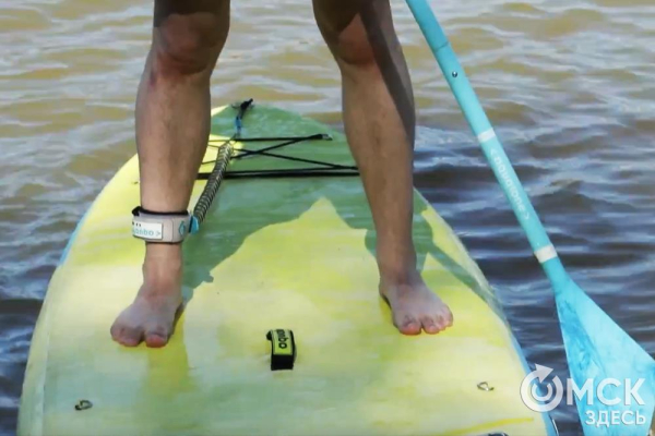 Омичи открыли сап-сезон. Трое мужчин прокатились на сапах по Оми и Иртышу Омичи открыли сап-сезон. Трое мужчин прокатились на сапах по Оми и Иртышу