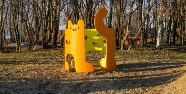 Кот, который обнимает форт: что привезли омские граффитисты в Кронштадт Кот, который обнимает форт: что привезли омские граффитисты в Кронштадт