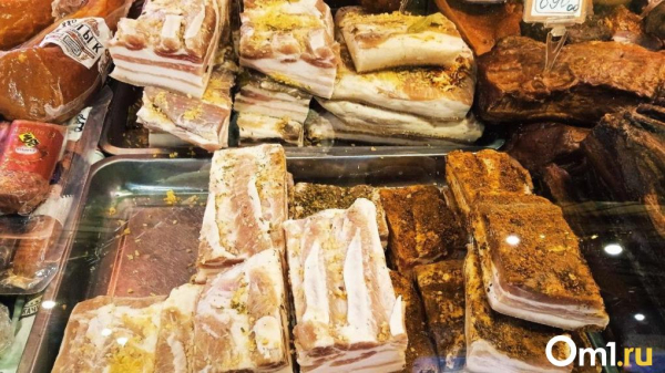 В омских «Светофорах» обнаружили тонну опасного мяса и рыбы В омских «Светофорах» обнаружили тонну опасного мяса и рыбы