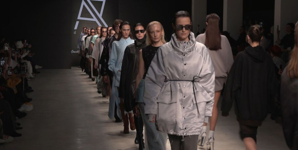 Омские дизайнеры "обнажили" свои травмы в столице