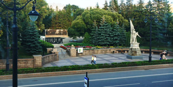 Плюс подсветка, минус сирени: в Омске ищут подрядчика для благоустройства сквера на Ленина