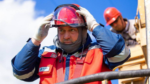 Омские энергетики перешли в режим повышенной готовности из-за опасного ветра