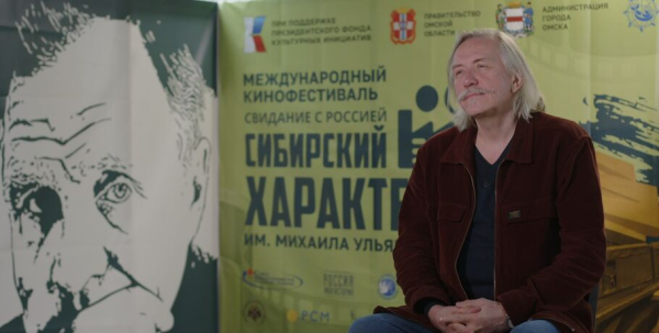 Собирать жизнь, как спелые фрукты, и уметь быть разведчиком. Разговор о кинорежиссуре с Александром Бруньковским