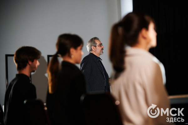 "Театр - не томатный суп": о чём переживают режиссёры XXI века