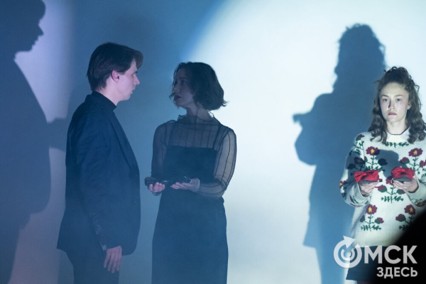 "Театр - не томатный суп": о чём переживают режиссёры XXI века