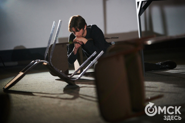 "Театр - не томатный суп": о чём переживают режиссёры XXI века