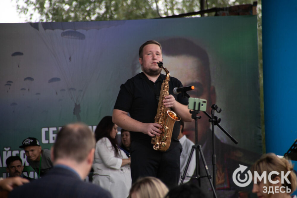 Футбольный матч в память о Юрии Шатунове пройдёт в Омске Футбольный матч в память о Юрии Шатунове пройдёт в Омске