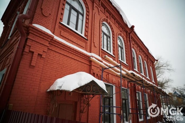 В Омске восстановили столетнюю лестницу, осквернённую вандалами