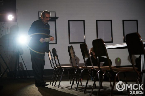 "Театр - не томатный суп": о чём переживают режиссёры XXI века