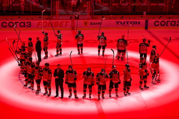 "Лететь примерно одинаково". Омские "ястребы" в ожидании соперника по второму раунду плей-офф