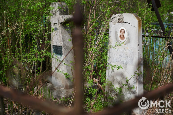Истории за гранью времени. О судьбах омичей в эпитафиях