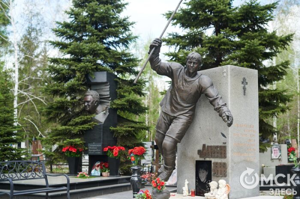 Истории за гранью времени. О судьбах омичей в эпитафиях