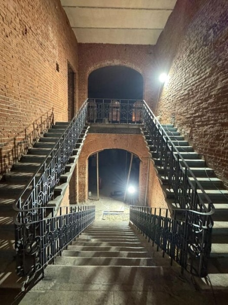 В Омске восстановили столетнюю лестницу, осквернённую вандалами