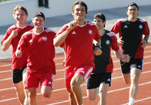 Губернатор Хоценко поздравил с рекордом хоккеиста Александра Овечкина Губернатор Хоценко поздравил с рекордом хоккеиста Александра Овечкина