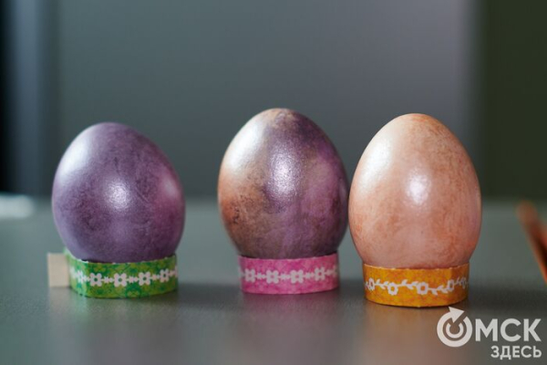 Пасхальная авантюра: забавные попытки "Омск Здесь" подготовиться к празднику Пасхальная авантюра: забавные попытки "Омск Здесь" подготовиться к празднику